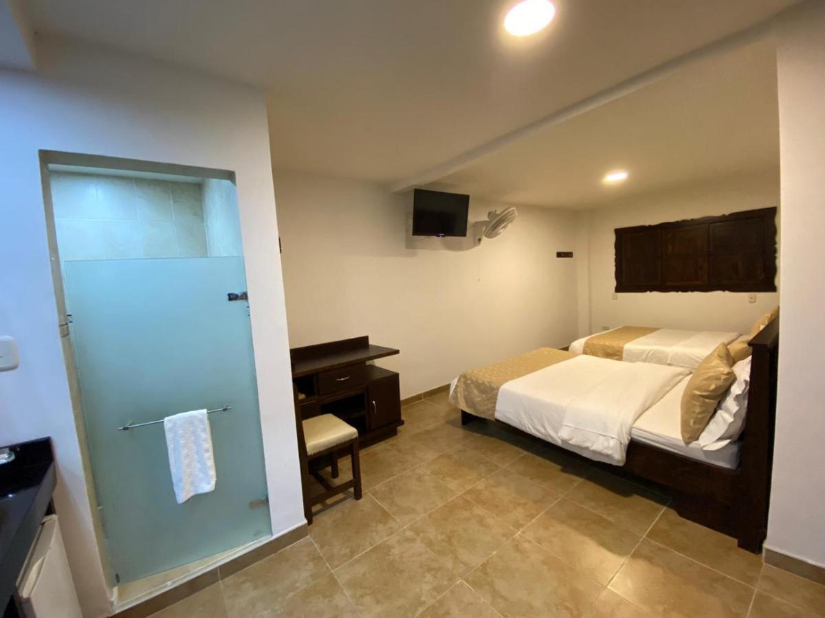 Casa Hotel Las Orquideas Circasia Exterior photo