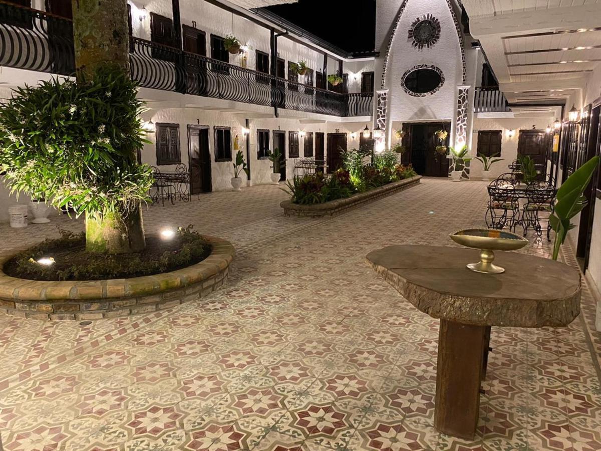Casa Hotel Las Orquideas Circasia Exterior photo
