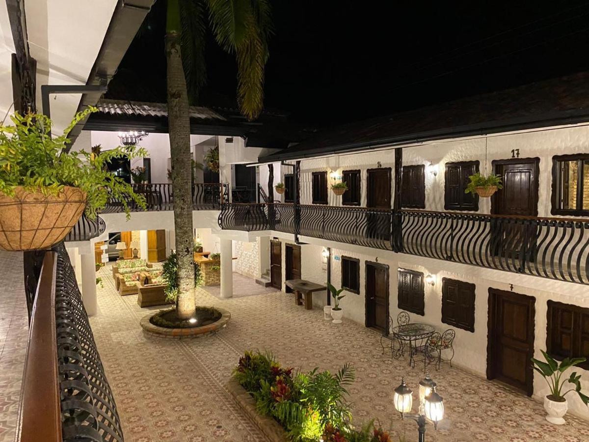 Casa Hotel Las Orquideas Circasia Exterior photo