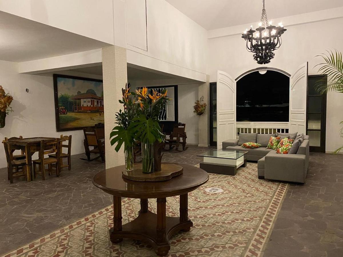 Casa Hotel Las Orquideas Circasia Exterior photo