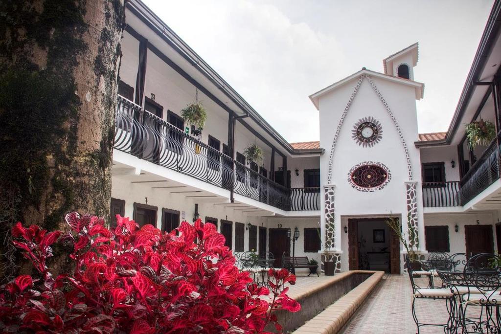 Casa Hotel Las Orquideas Circasia Exterior photo