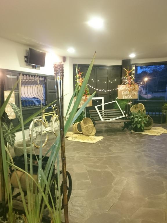 Casa Hotel Las Orquideas Circasia Exterior photo
